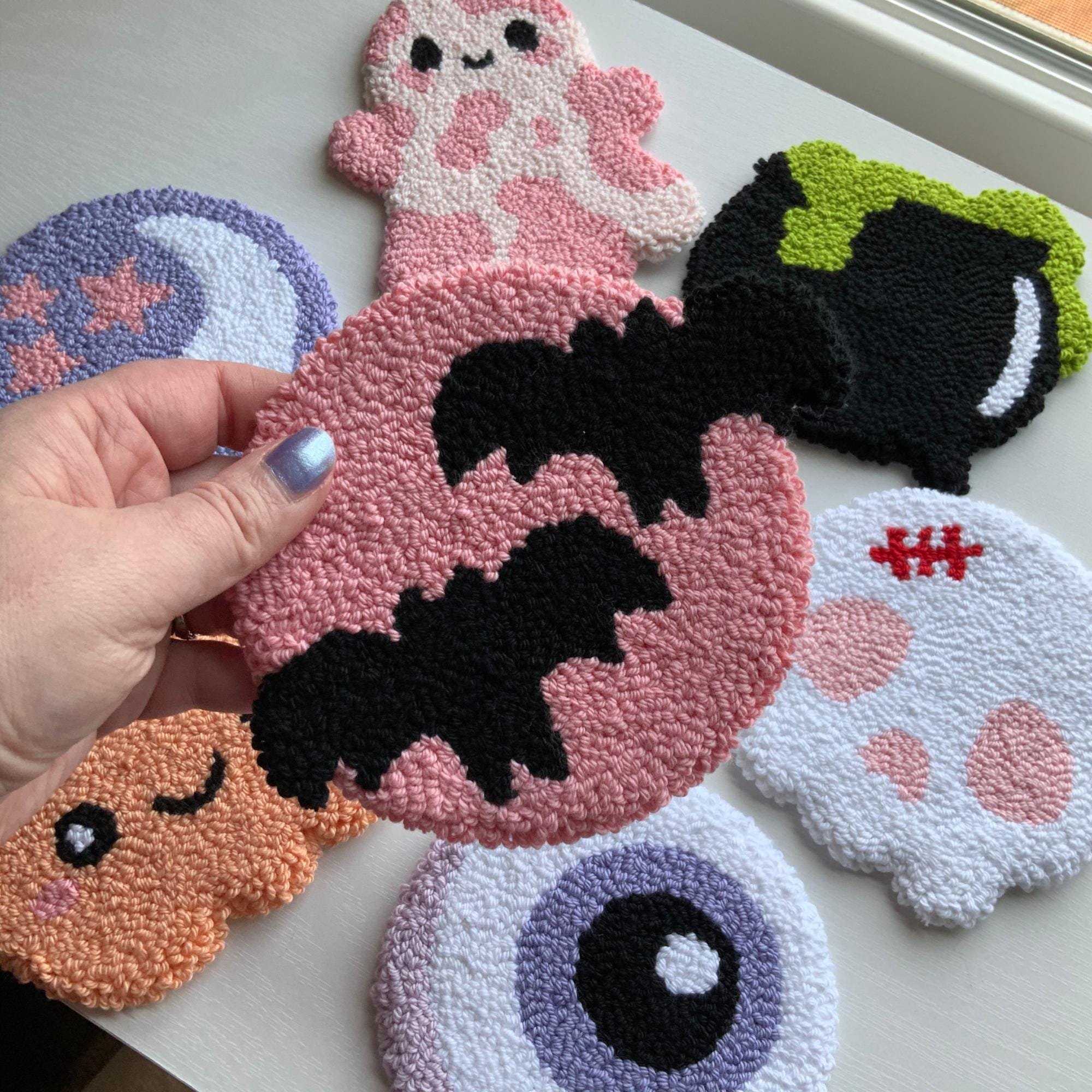 Handmade Punch Needle Halloween Fall Decor Cute Spooky Mug Rug Coasters Kitchen Table Fabric Pad Drink Holder Halloween Fall