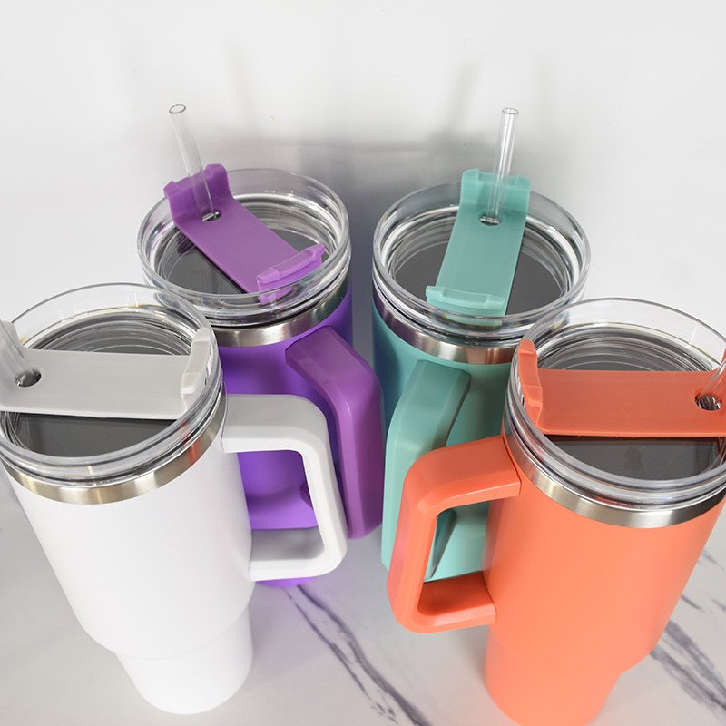 2024 In Stock Customized 40oz Adventure Travel Tumbler Car Mug With Silicone Handle and Lid