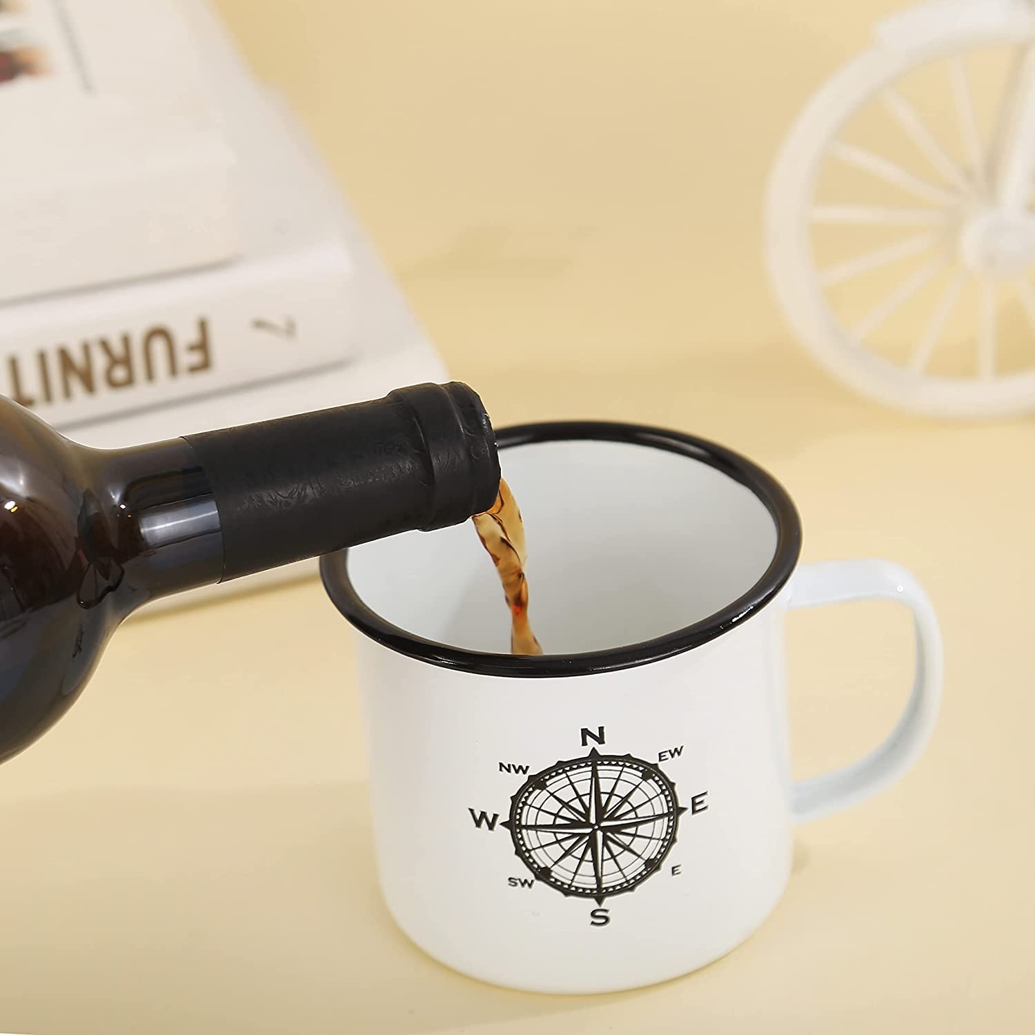 Wholesale Custom Media Enamelled Steel Vintage Sublimation Enamel Camping Coffee Mug With Lid