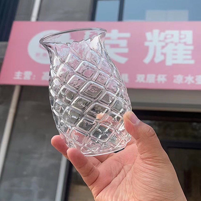 Factory wholesale High Quality 480ml High Borosilicate Creative Pineapple Shape Water Mug Jar Juice Cup Milk Drink Glass