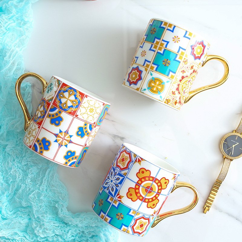 Baroque Style Ceramic Mug Wholesale Porcelain Mugs 320ml Ceramic Tea Cups Gold Rim Cups and Mugs Coffee