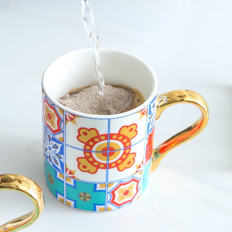 Baroque Style Ceramic Mug Wholesale Porcelain Mugs 320ml Ceramic Tea Cups Gold Rim Cups and Mugs Coffee