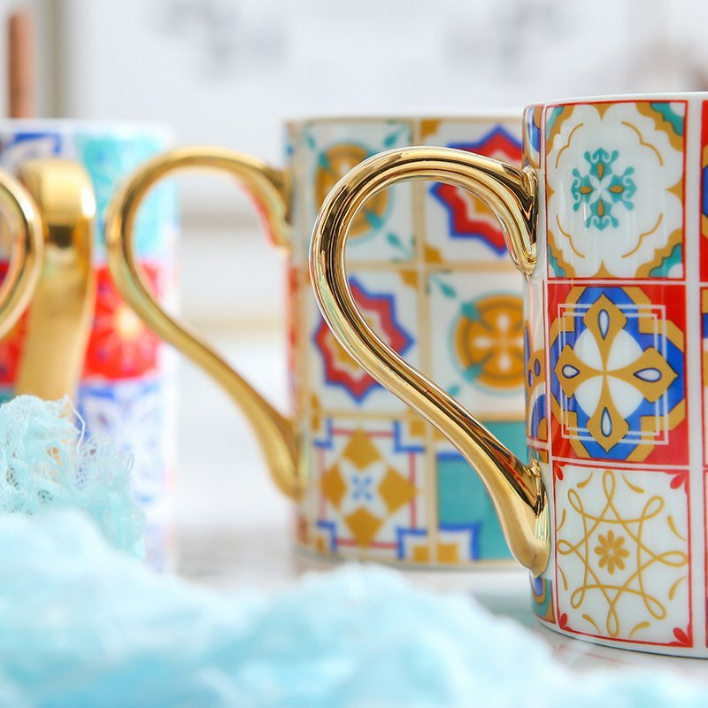 Baroque Style Ceramic Mug Wholesale Porcelain Mugs 320ml Ceramic Tea Cups Gold Rim Cups and Mugs Coffee