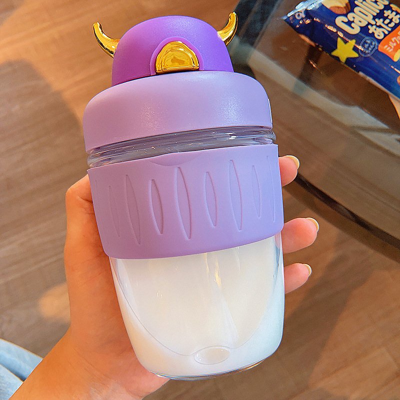 Portable Cute Girls Cartoon Silicone Sleeve Water Bottle Unique Kids Glass With Straw Customized Tumbler Mug