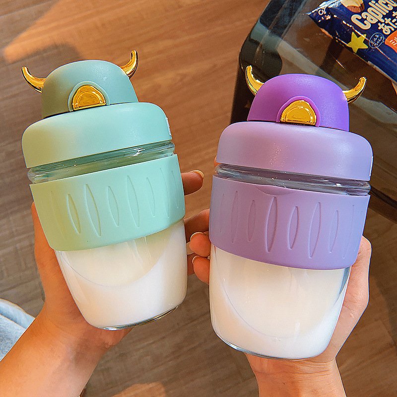 Portable Cute Girls Cartoon Silicone Sleeve Water Bottle Unique Kids Glass With Straw Customized Tumbler Mug