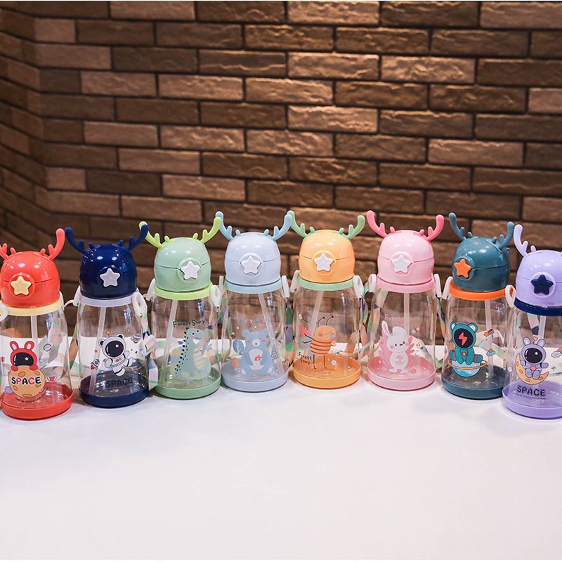 Ready To Ship BPA Free 600ml Cute Children's Water Cup Cartoon Plastic Kids Drink Water Bottle with Straw for School