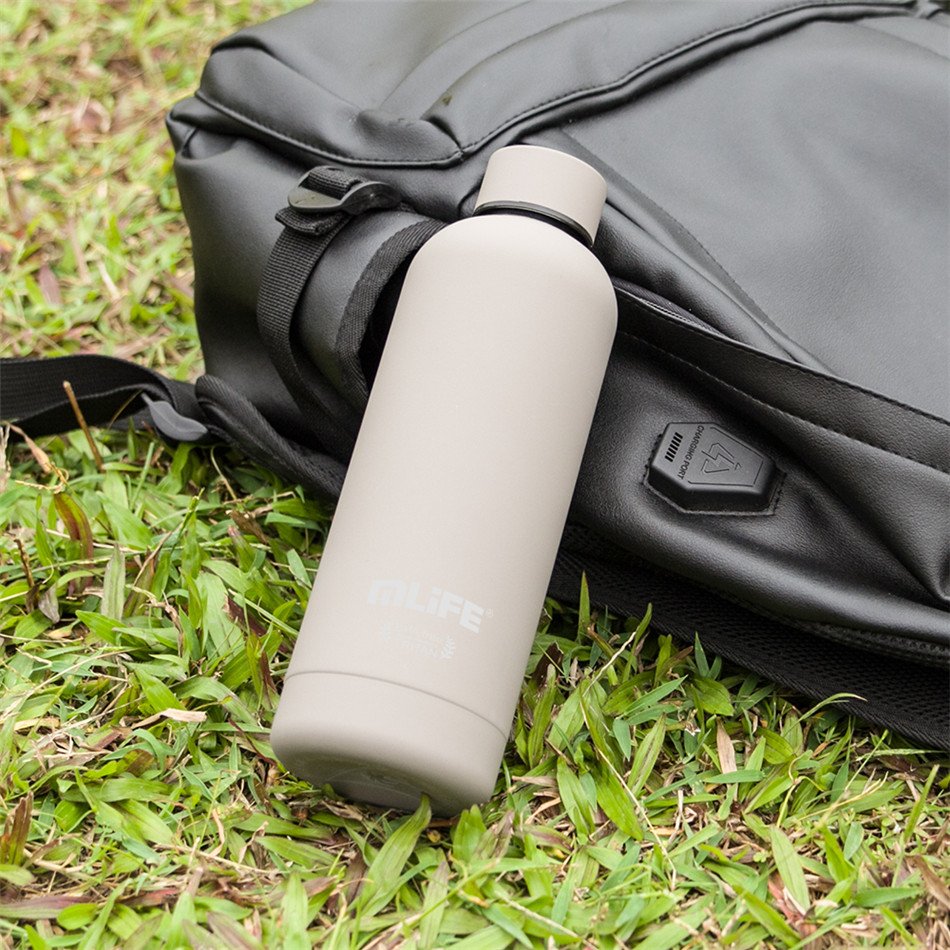 CE EU approved eco friendly double wall outdoor sports water bottles 500ml vacuum flask custom stainless steel water bottles