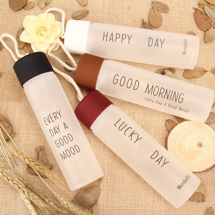 Customized Logo 400ml Capacity Adult Drinkware Smile Face Travel Sport Style Frosted Wholesale Glass Cups Water Bottle