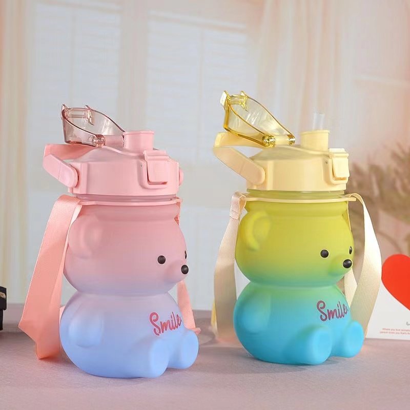 High value cute bear water bottle portable high temperature resistant and anti-drop straw bottle strap bear water bottle