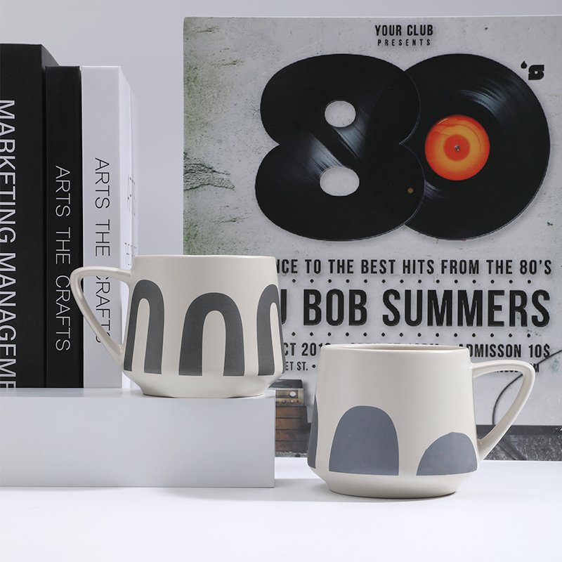 2023 New Wholesales Custom Korean New Bone China Flower Office Matte Glaz Pasted With Matte Paper Ceramic Mugs