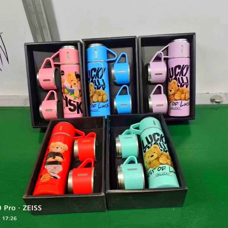 Business custom 500ml double wall vacuum flasks gift set stainless steel insulated thermos water bottle with 2 cups