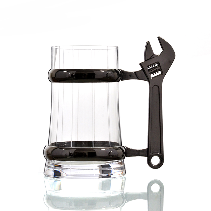 Custom Cool Mechanical Industry Style Wrenching Screwdriver Axe Shape Camping Drinking Glasses Beer Mug With Handle