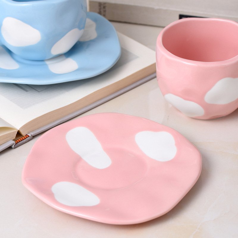 2023 Hand-Painted Retro Tea Saucer 200ML Insulated Coffee Mug with Handgrip Wholesale Stock for Afternoon Tea Drinkware