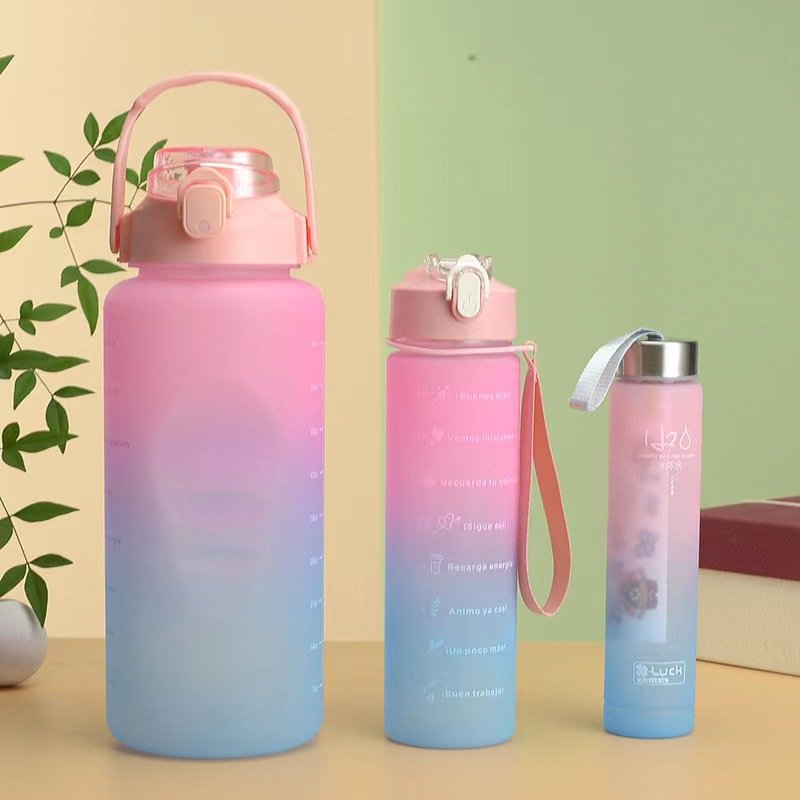 Hot sale Large Capacity half gallon 64 oz Gradient Color 3 in 1 Set Gym Plastic Water Bottle