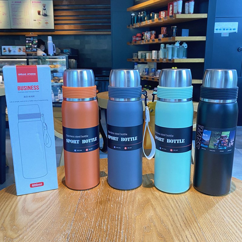Outdoor sports custom 20oz portable stainless steel vacuum flasks double wall insulated thermal water bottle with rope