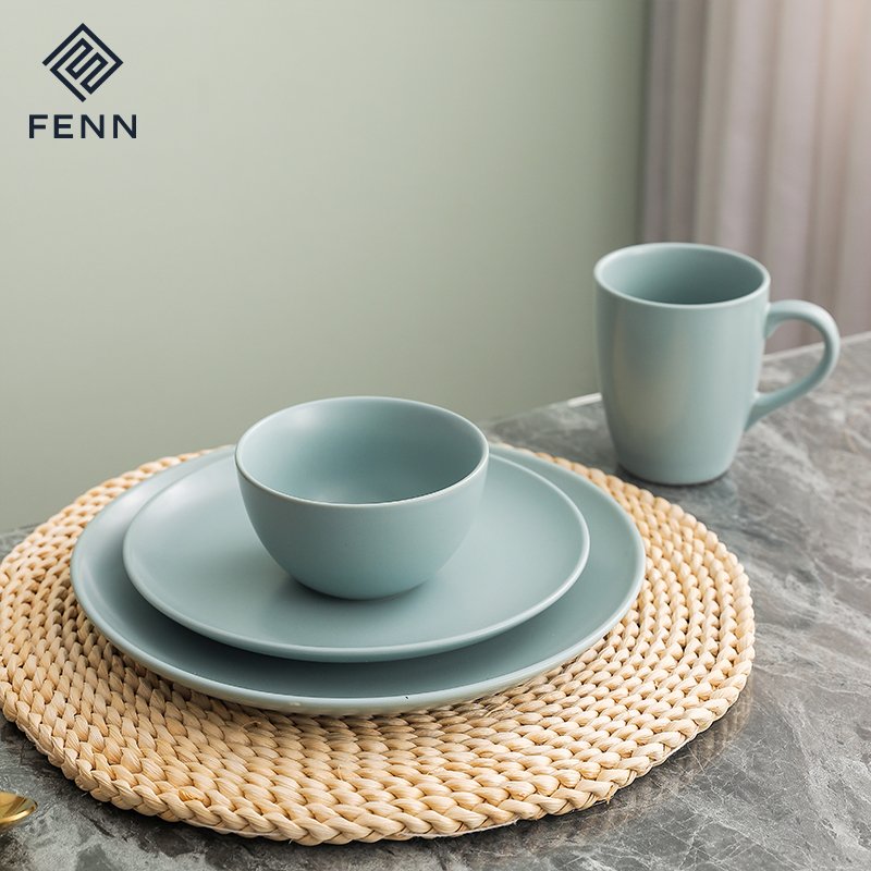 Wholesale Beauty White Sky Blue Glazed Inside Exquisite Ceramic Mug For Coffee