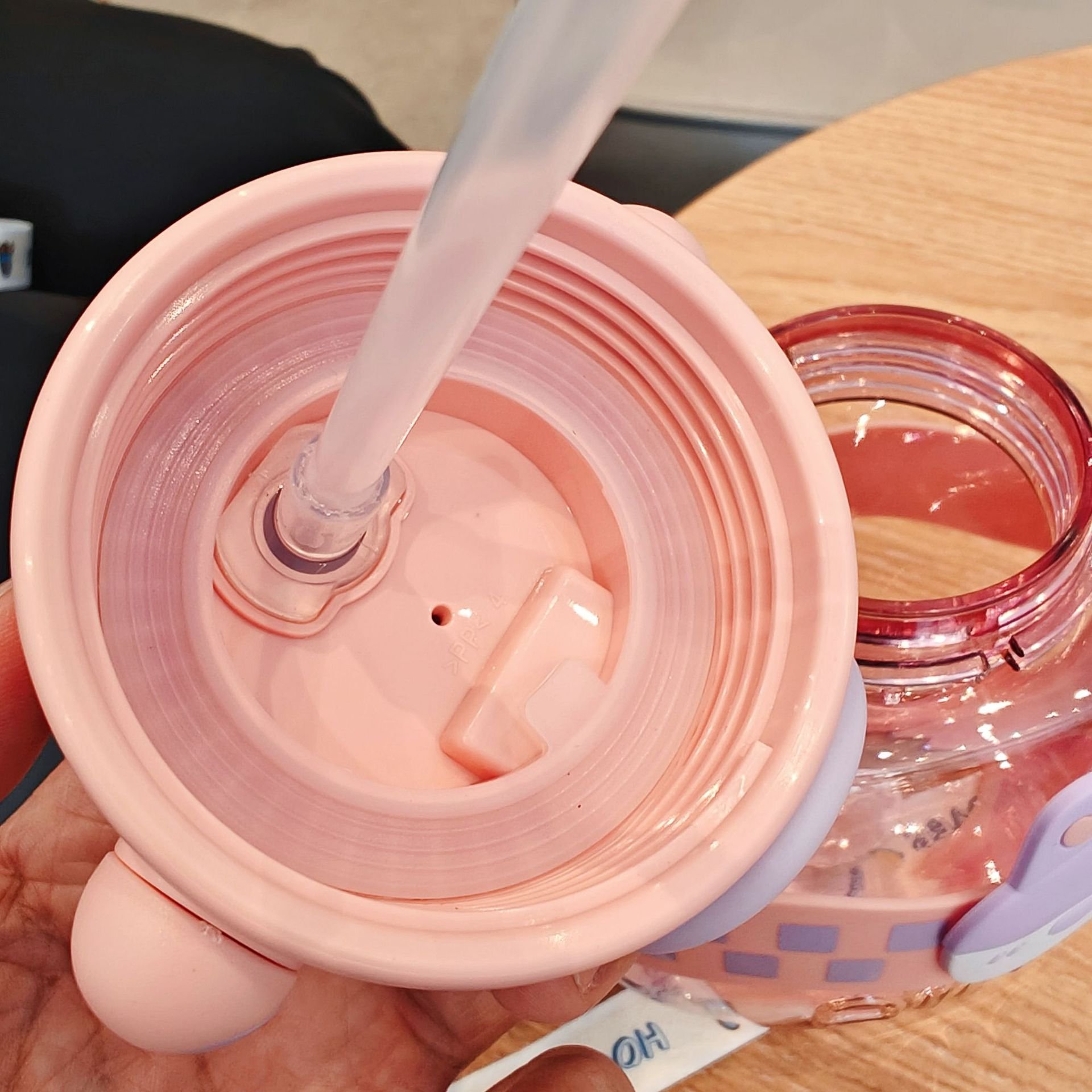 Cute rabbit 850ml summer outdoor sports water bottle plastic 2023 student portable plastic cartoon straw Cup water bottles