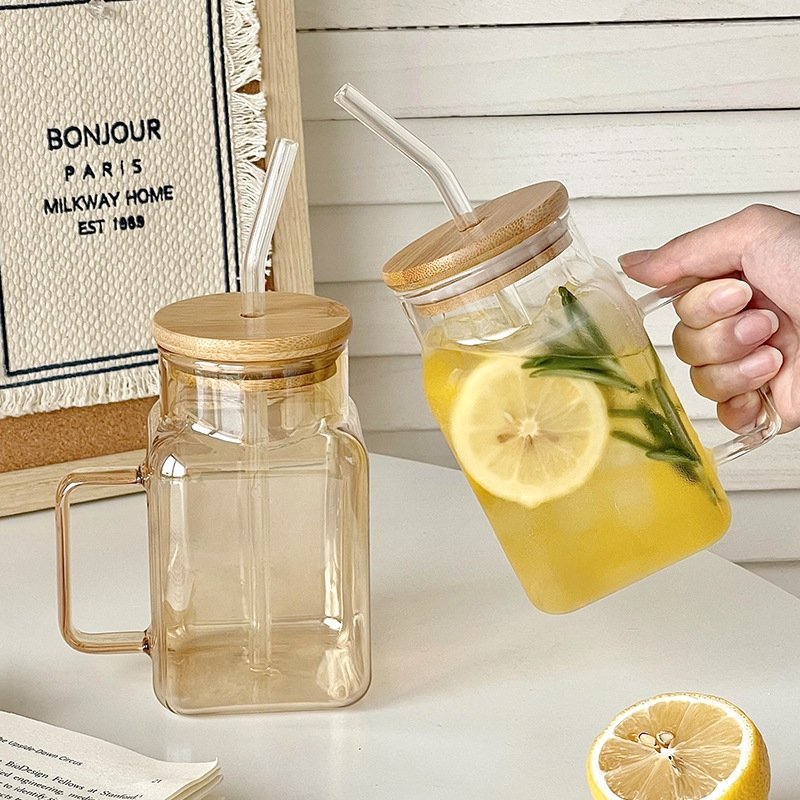 Modern Simplicity Square Heat Resistant High Borosilicate Glass Transparent Coffee Cup with Bamboo Lid and Straw