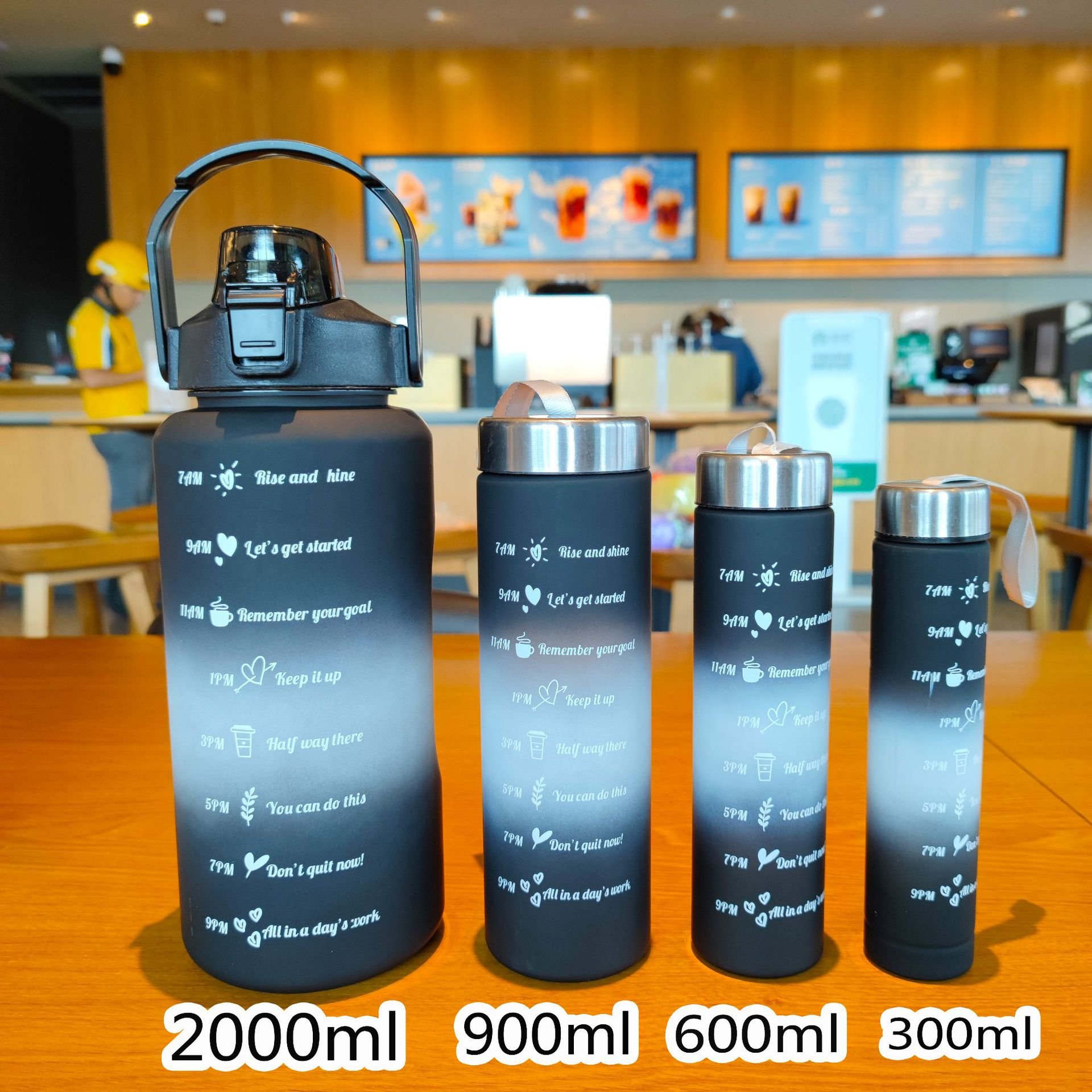Wholesale gourds 4 In One Kit Gradient Water Bottle Black 4 In 1 gourd Plastic Water Bottle Motivational 4 In 1 Water Bottle Set