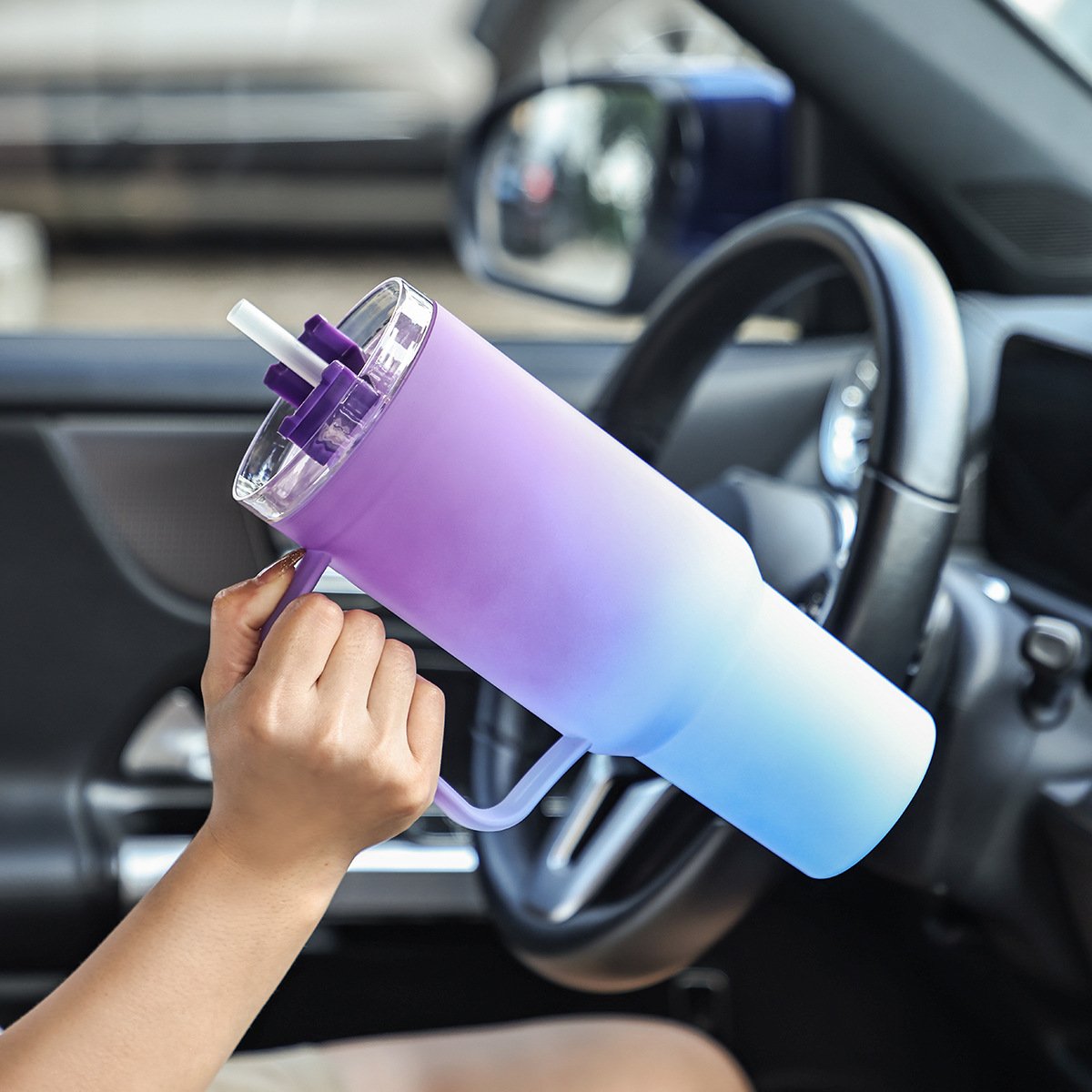 Car Cup 1400ml solid color gradient water cup with handle sports water cup