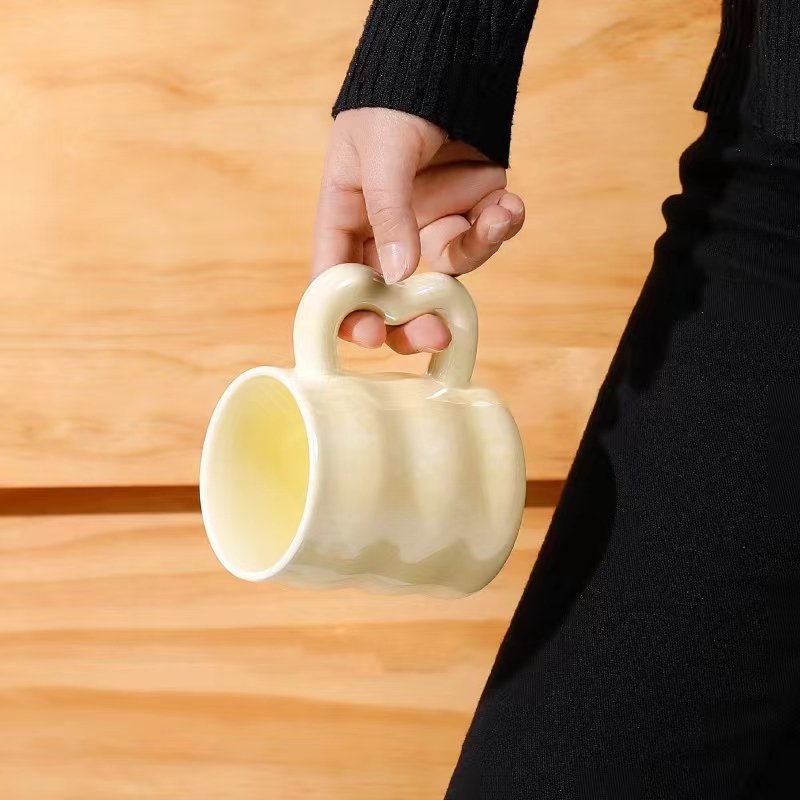 Korean Popular Macaron Handgrip Mugs 300ml Pearl Glaze Ceramic Coffee Cup With Irregular Handle