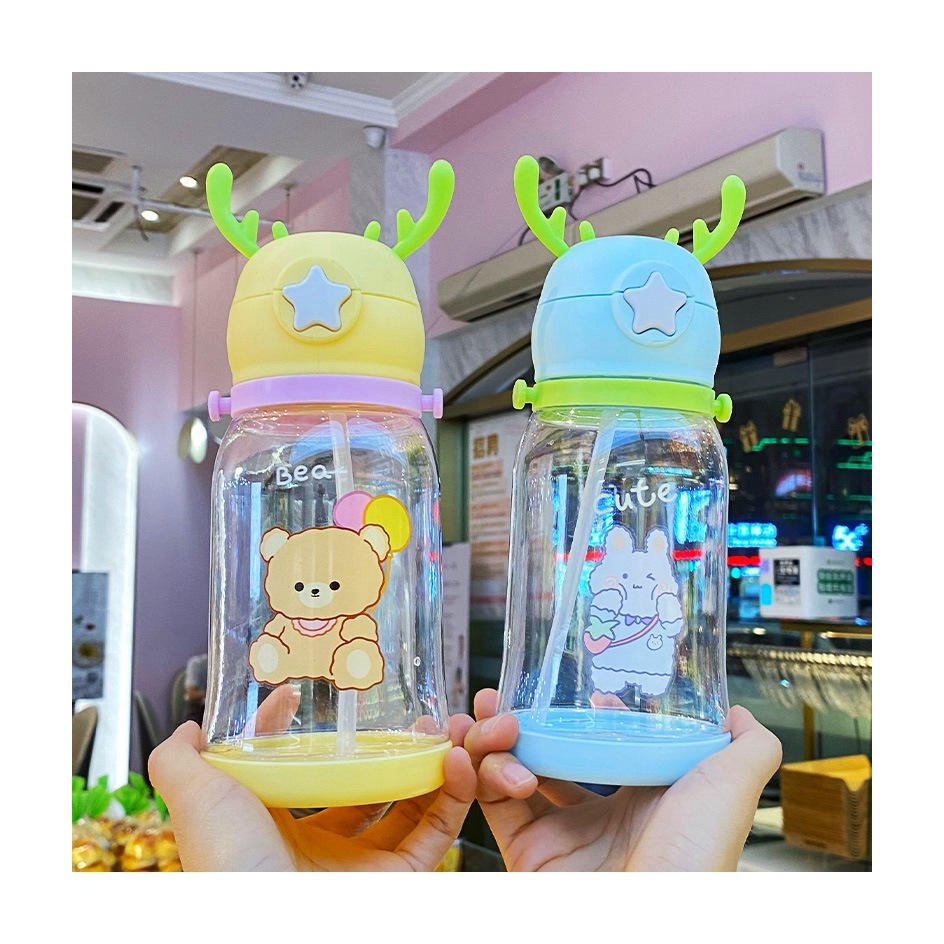 Hot Selling Product 580Ml 600Ml Portable Cartoon Feeding Cups For Baby Children Water Bottle