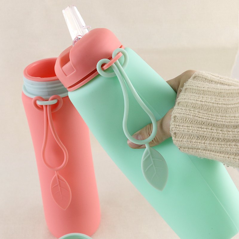 20 OZ 600ML 700ML Amazon Top Seller kids Portable Folding Sports Bottle outdoor portable Silicone Collapsible Water Bottle