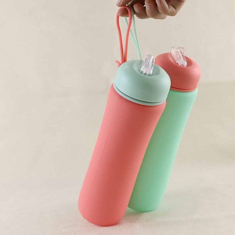 20 OZ 600ML 700ML Amazon Top Seller kids Portable Folding Sports Bottle outdoor portable Silicone Collapsible Water Bottle