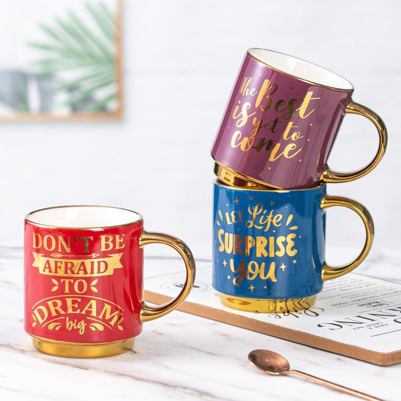2022 New Design 11OZ Porcelain Mug With Gold Print Gold Handle Luxury cup