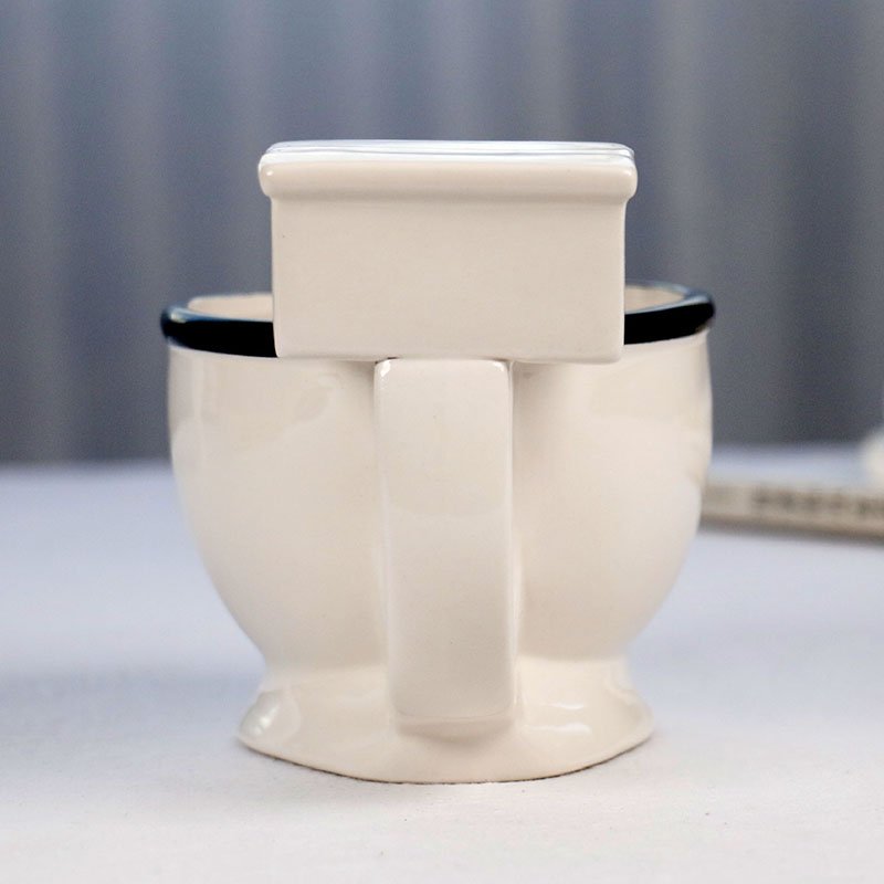 New Novelty Toilet 3d Ceramic Coffee Mug With Handle 300mL Personality Coffee Tea Milk Ice Cream Cup Funny Gifts For Friends