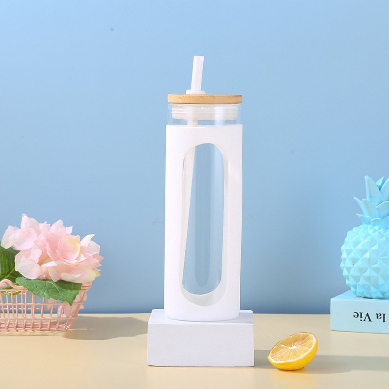 custom clear borosilicate glass water bottles glass coffee tumbler cups with silicone sleeve wood lid and straw