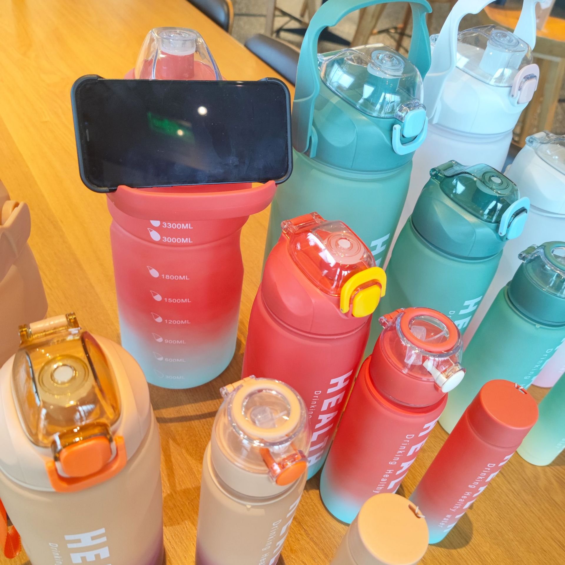 Custom 4 Pcs In 1 Set 3.3l Gradient Color Motivational Hiking Water Bottle With Straw Lid Large Capacity