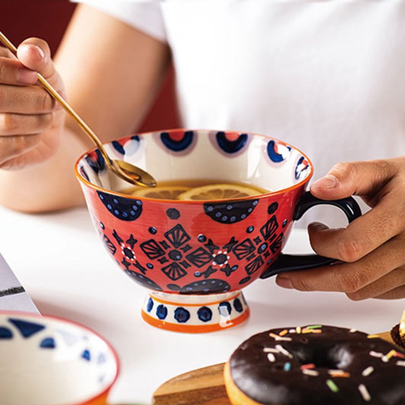 Creative Design Hand Painted Large Porcelain Milk Tea Mug Set Custom Handmade Ceramic Coffee Mug