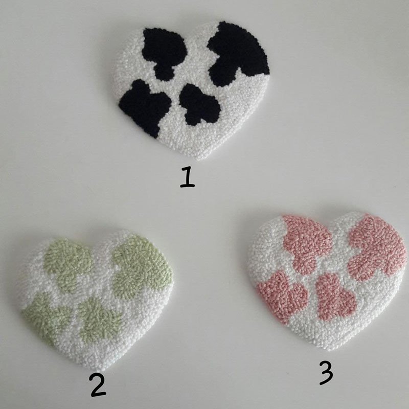 High Quality Handmade Punch Needle Heart Set of 2 Drink Souvenirs Coaster Punch Needle Tufted Mug Rug coasters