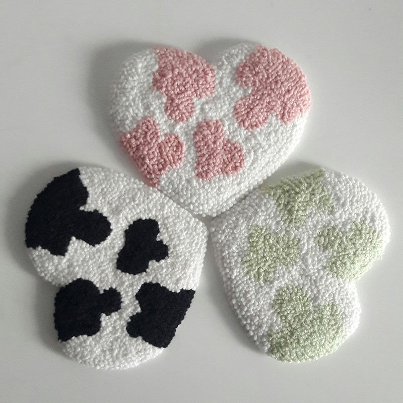 High Quality Handmade Punch Needle Heart Set of 2 Drink Souvenirs Coaster Punch Needle Tufted Mug Rug coasters