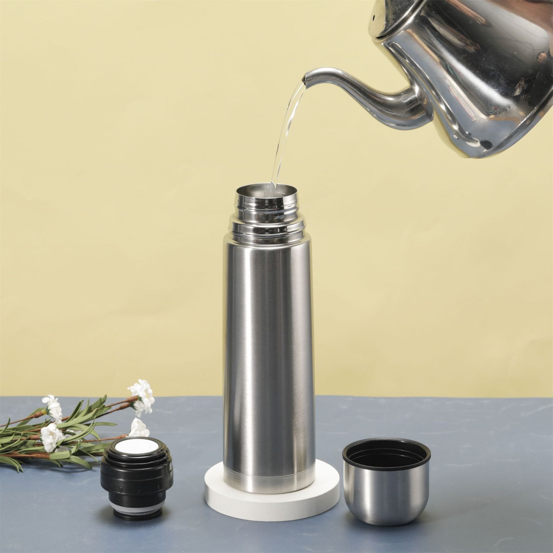 Thermos Vacuum Flask Vacuum Insulated Water Bottles Double Wall Stainless Steel Eco Friendly High Quality Outdoor 500ml Camping