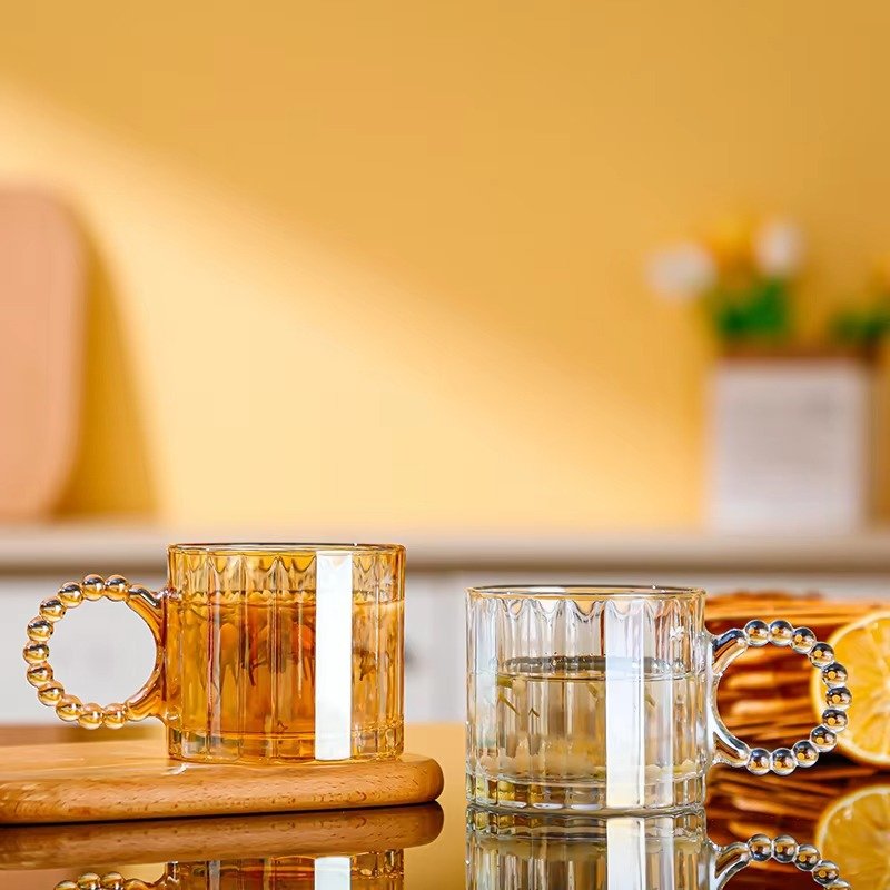 Wholesale 300ml Retro Glass Mugs with Pearl Handle Classic Design Breakfast Milk Cup and Coffee for Party Use