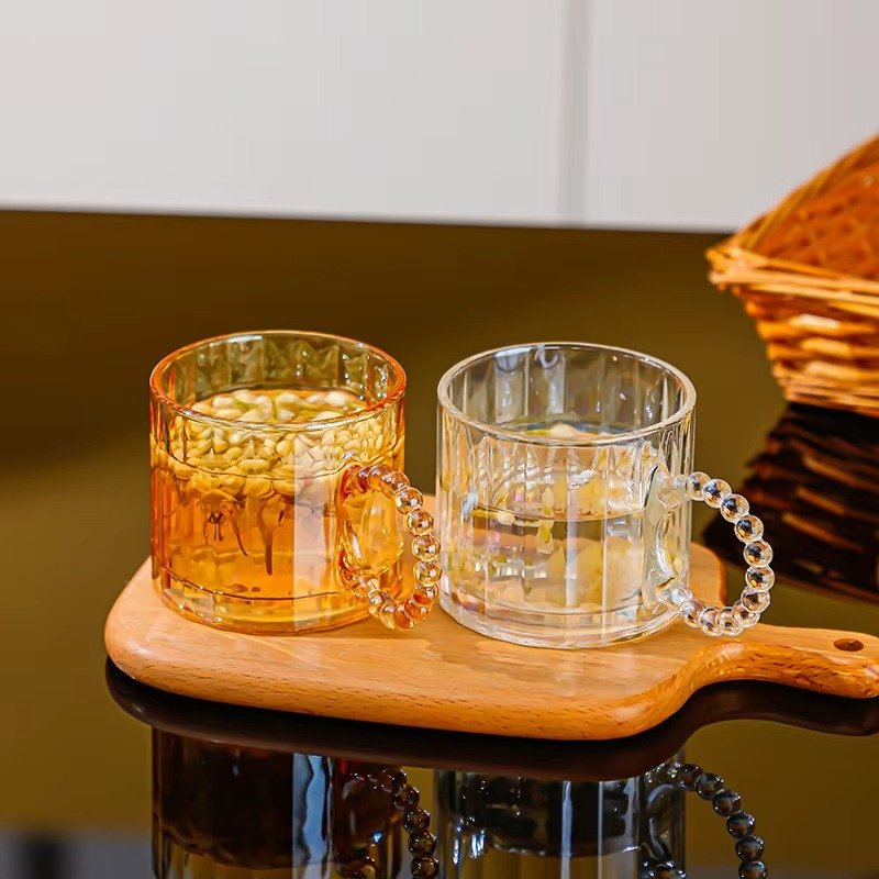 Wholesale 300ml Retro Glass Mugs with Pearl Handle Classic Design Breakfast Milk Cup and Coffee for Party Use