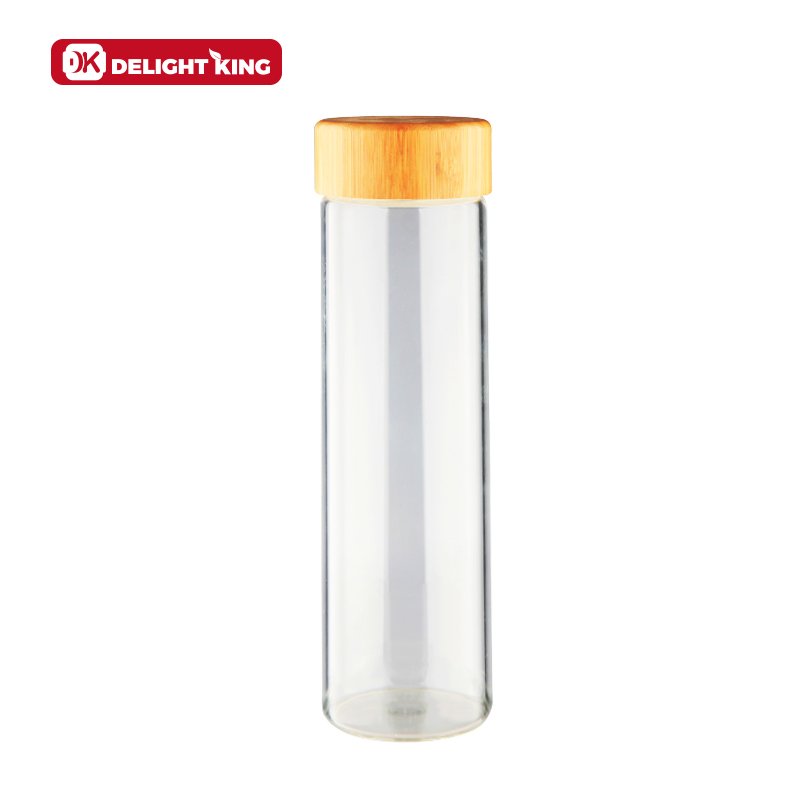 High borosilicate glass water drinking bottle classic design with bamboo lid BPA free glass fancy glass water bottle