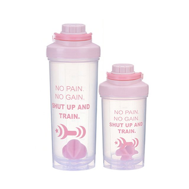 Best seller portable 500ml 700ml bpa free gym sports bicycle plastic protein shaker water bottles with Mixing Ball