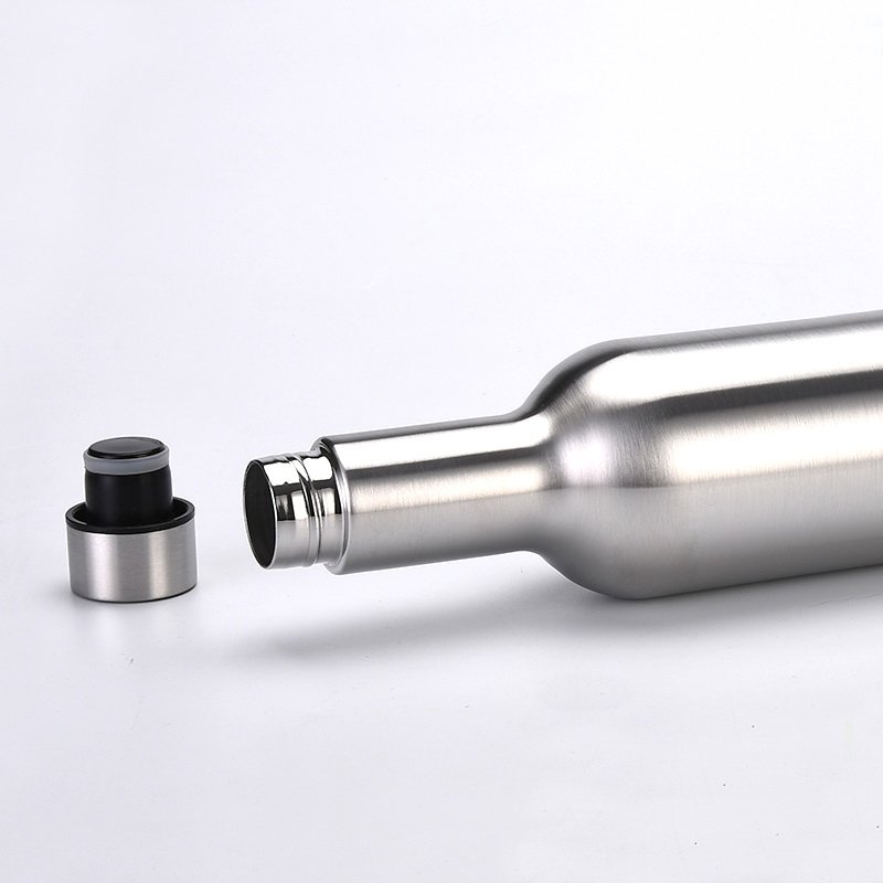 Most Popular 750ML Small Mouth Double wall Stainless Steel Vacuum Insulation Red Wine Flask Sport Water Bottle