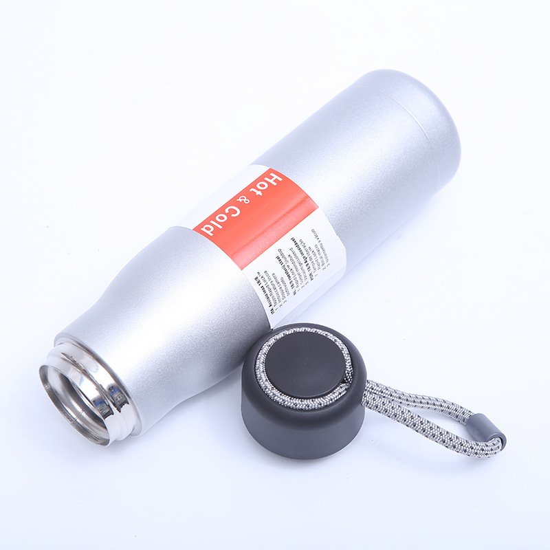 350ml 500ml Wholesale stainless steel water bottles with strap travel portable vacuum flask Insulated water bottles