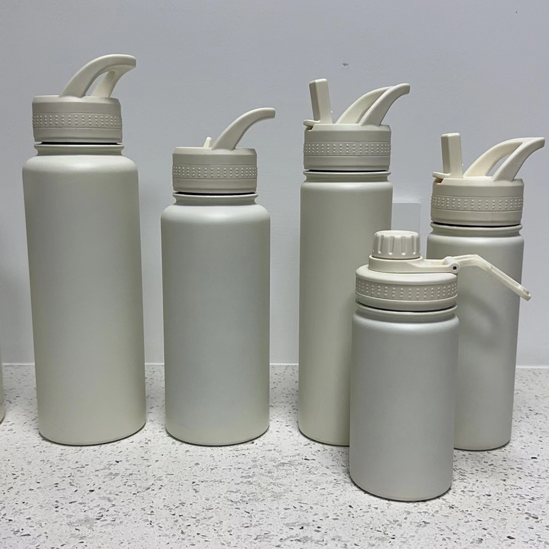 40 oz Eco-friendly iron flask sports water bottle Thermos Sports Bottles With Straw insulated water bottles Custom Logo