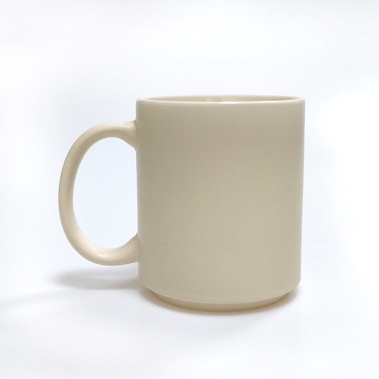 New arrive 11oz Sublimation matt color paint Ceramic Mugs Magic Mug Coffee or Tea mug matte paint pink green beige