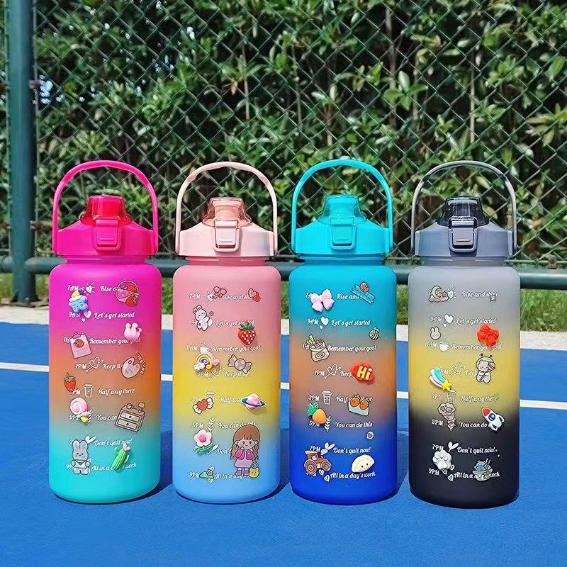 2000ml 64oz Free Water Jug Gradient Color 3-Piece Set Outdoor Plastic Sports Water Bottle Set with Lid Cartoon Travel Mug