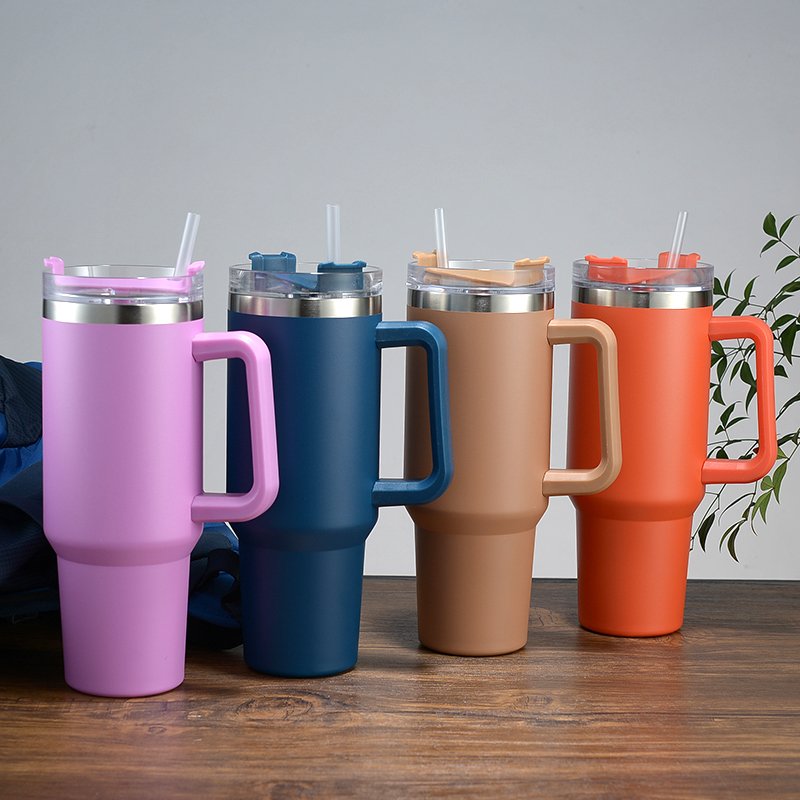 Custom Vacuum Insulated Sublimation Blanks Travel Mug 30oz 40oz Stainless Steel Tumbler With Straw And Handle