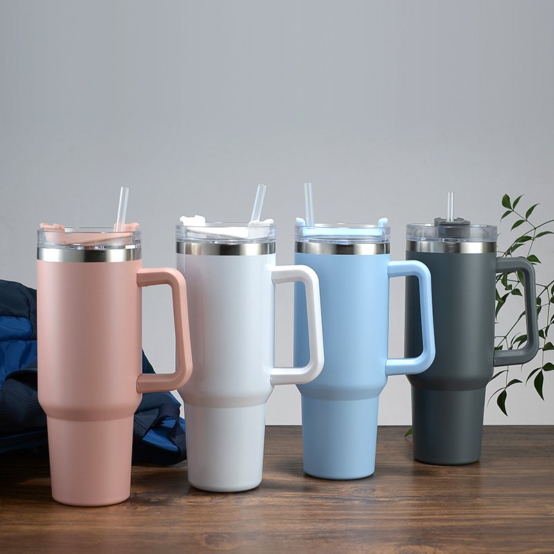 Custom Vacuum Insulated Sublimation Blanks Travel Mug 30oz 40oz Stainless Steel Tumbler With Straw And Handle