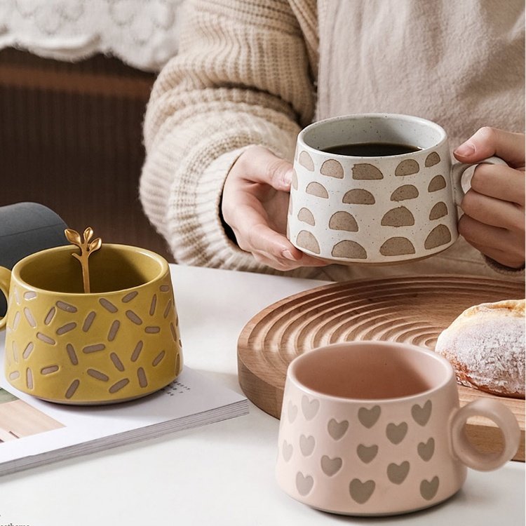 stock 380ml retro nordic ceramic coffee mugs creative oatmeal tea cup with heart shape design