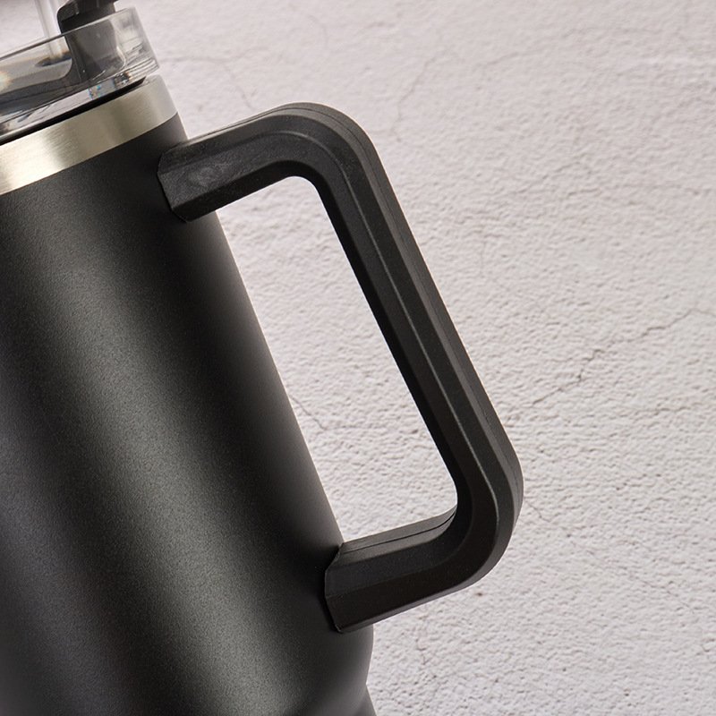 Most Popular 40oz Adventure Vacuum Travel Tumbler Large Capacity Portable Coffee Cup Mug With Straw Handle