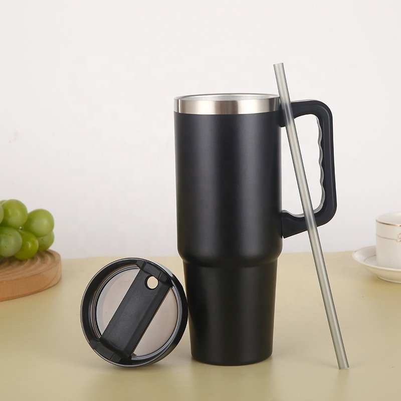 Custom 30oz sport travel steel tumbler mugs and cup 30 oz tumblers cup logo with straw handle wholesale